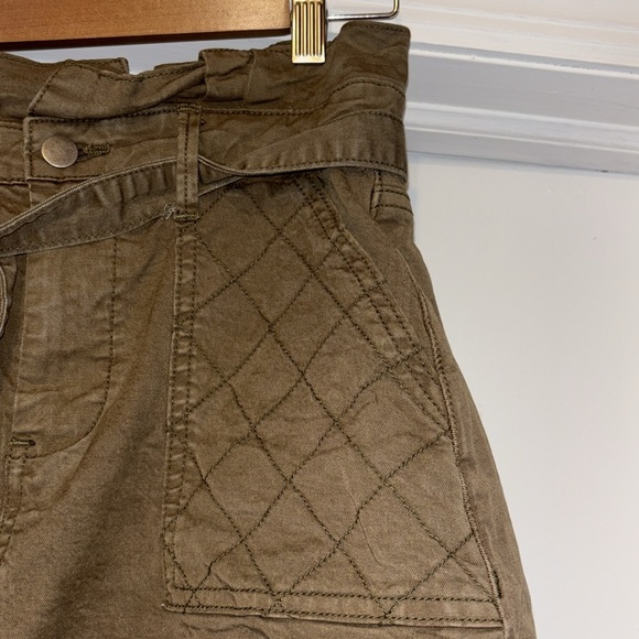 Aqua High-Waisted Olive Paperbag Shorts - Size 26 - Picture 3 of 5